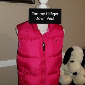 Tommy Hilfiger Down Vest.  Perfect For Spring!